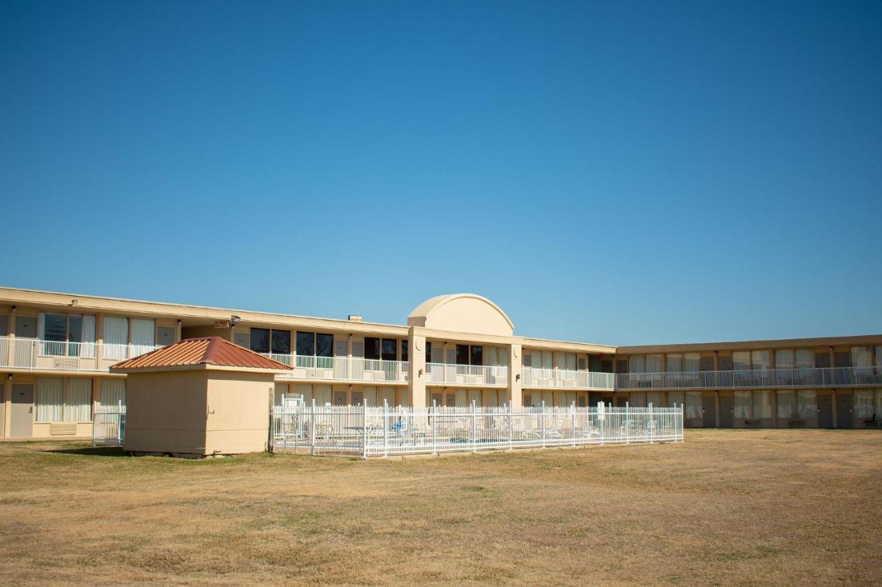 Days Inn By Wyndham Hillsboro Tx Exterior foto